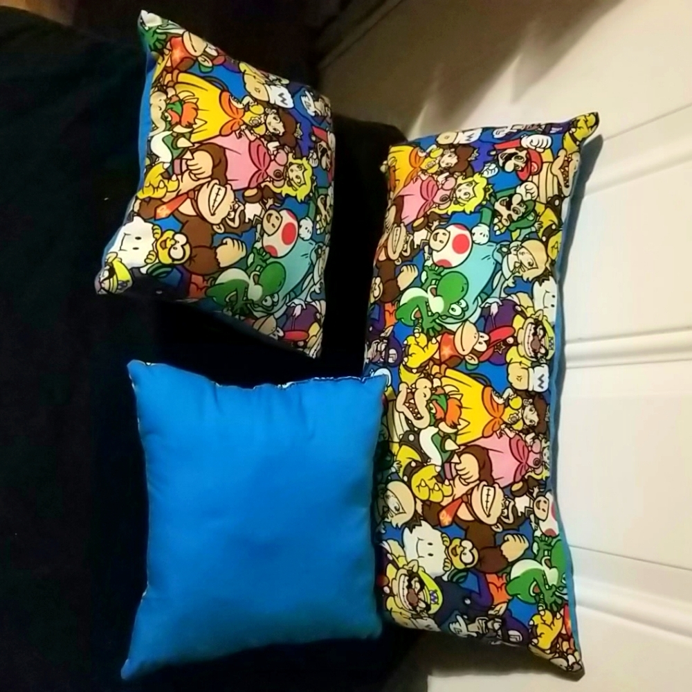 Nintendo pillows - Picture 6 of 6